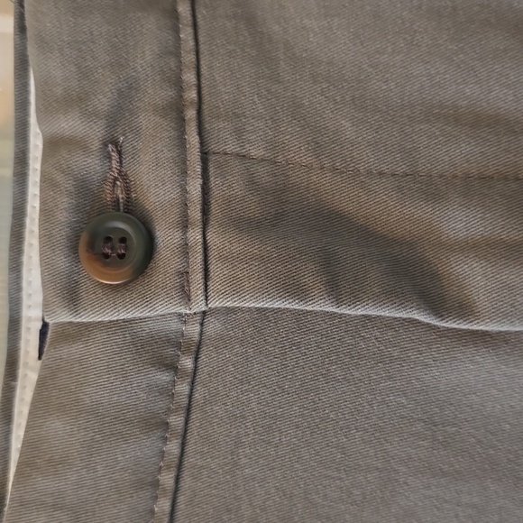 DOCKERS BRAND MENS BROWN KAKHI PANTS SIZE 36x34 - Picture 4 of 16